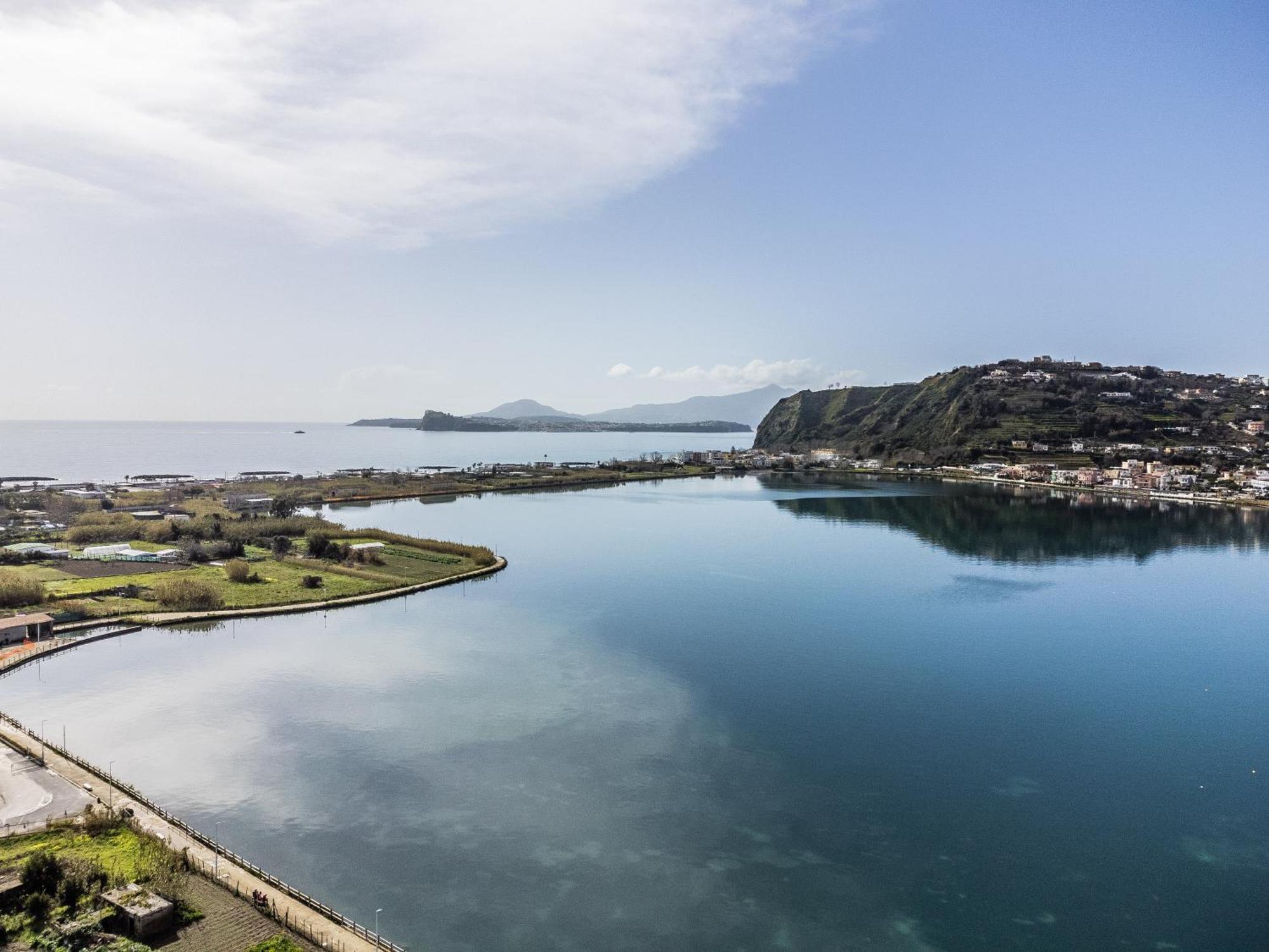 Bacoli Sveva Luxury House - Terrace & Design Apartman Kültér fotó